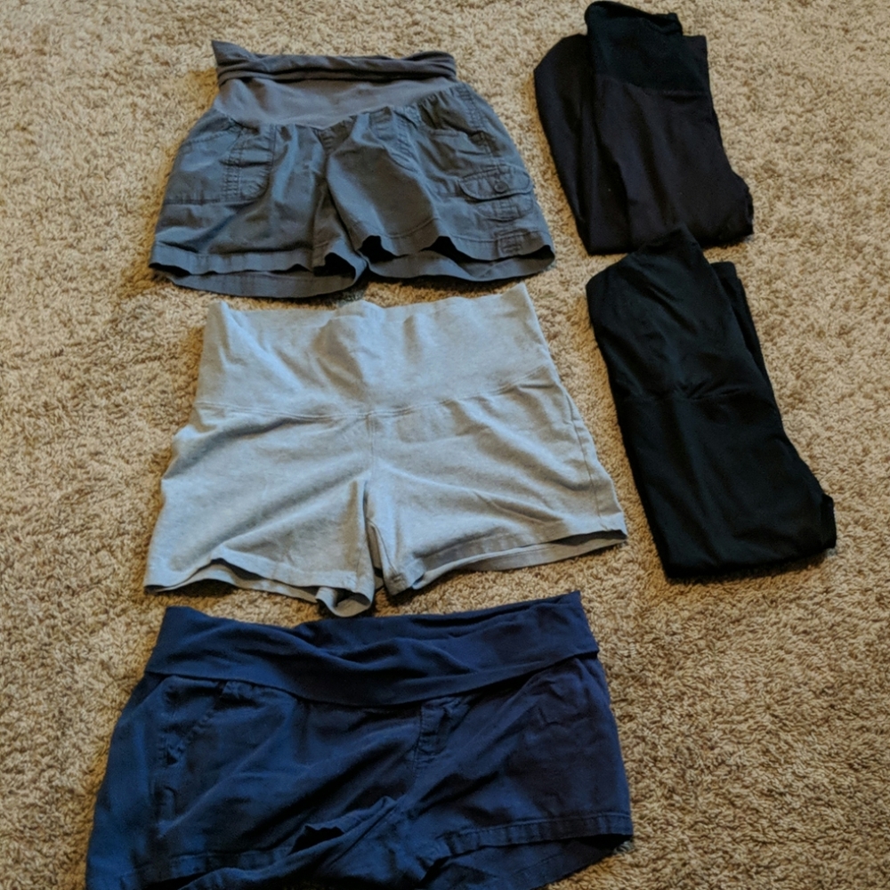 Maternity bottoms lot